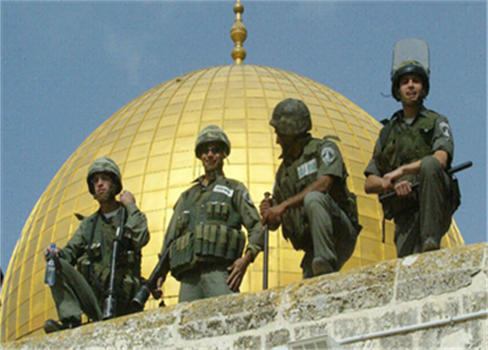  الصهاينة يستأنفون تدنيس المسجد الأقصى