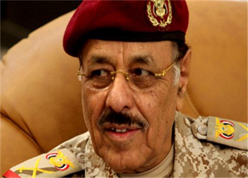 الجنرال الأحمر... رجل اليمن القوي