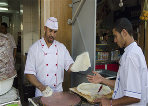 رمضان في المغرب..احتفالية دينية وموائد شهية
