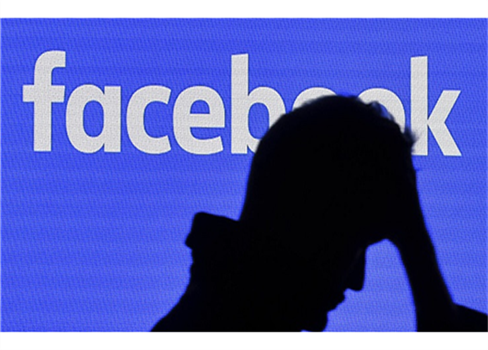 صحيفة الغارديان: فيسبوك نافذة لبث العنف والكراهية والعنصرية