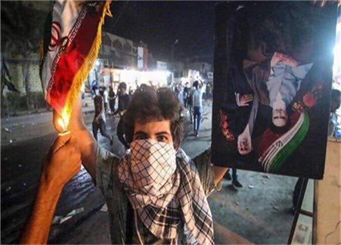 اتساع الفجوة بين طهران و واشنطن في العراق بعد المظاهرات الأخيرة 