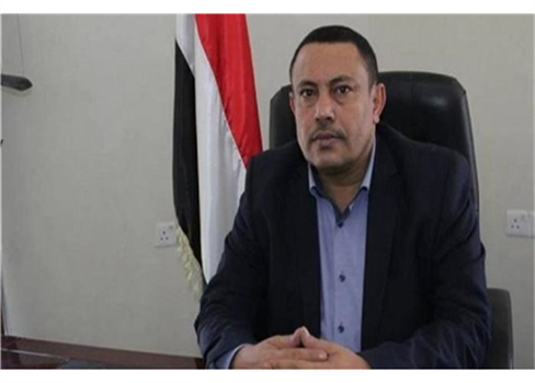 انشقاق وزير الإعلام الحوثي ومؤتمر صحفي يكشف الأسباب