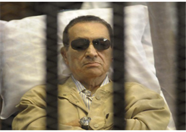 محاكمة مبارك.. براءة مجرم