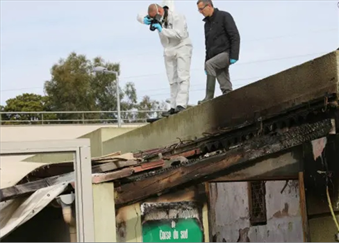 هجوم عنصري يستهدف أحد المساجد في فرنسا