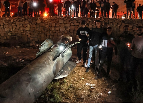 الجيش الصهيوني يعترف بتضرر قواعده العسكرية التي استهدفتها إيران