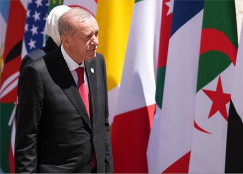 تركيا تتقدم بطلب رسمي للإنضمام لــــ