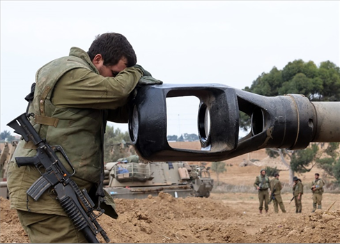 استقالة قائد القوات البرية الصهيوني يربك نتنياهو