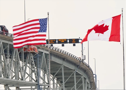 كندا تفرض رسوم جمركية على سلع أمريكية رداً على ترامب