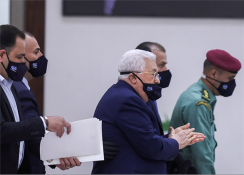 الشاباك يحذر من انهيار السلطة الفلسطينية