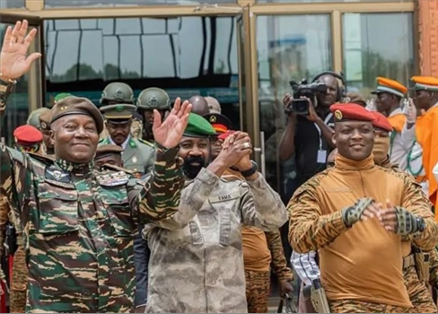 كونفدرالية دول الساحل تزيد الضغط على الفرنسيين في افريقيا  