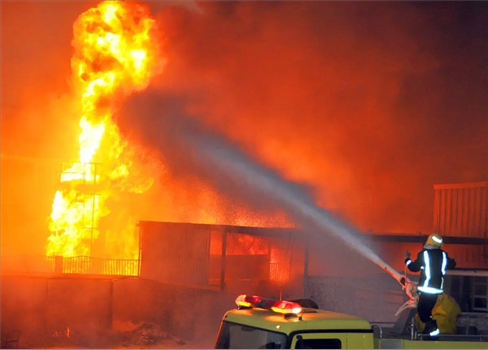 28 إصابة مستوطناً إثر إندلاع حريق في مدرسة دينية صهيونية