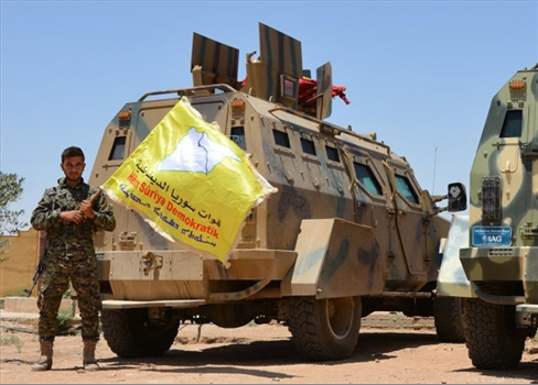 الدولة العبرية تفاوض المليشيات الكردية لحماية حدودها