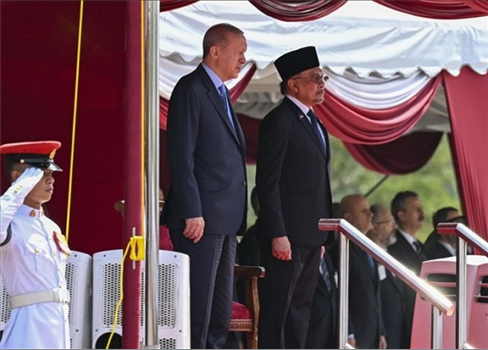 أردوغان و إبراهيم يتعهدان بحشد 