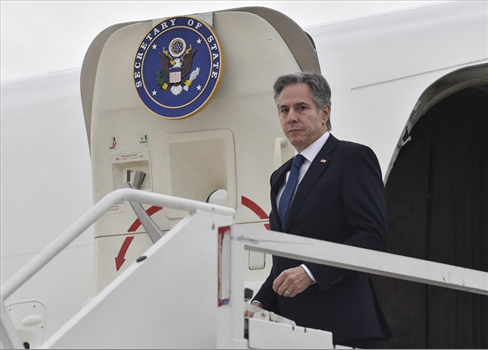 بلينكن يصل إلى المنطقة لتجنب تصعيد قادم