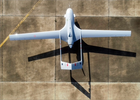 ألبانيا تستعين بمقاتلات 