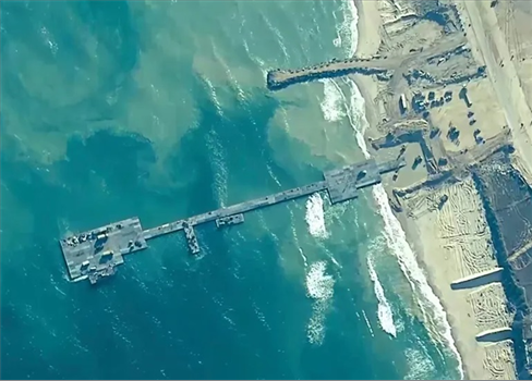 خبير أمريكي يصف 