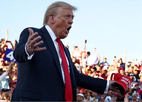 ترامب يلوح باستخدام الجيش ضد اليسار المتطرف