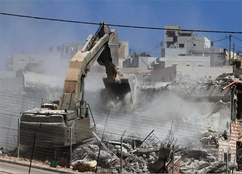 سلطات الاحتلال الصهيوني تهدم مسجد وعدة منازل في النقب