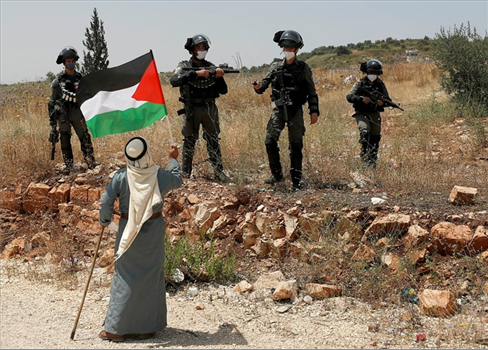 بلدية الاحتلال في القدس تسعى لتوسيع كتلة 