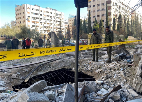 الطيران الصهيوني يواصل تدمير البنية التحتية العسكرية في سوريا