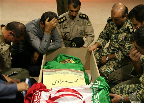 قتلى من عناصر الجيش الإيراني في مواجهات مع انفصاليين