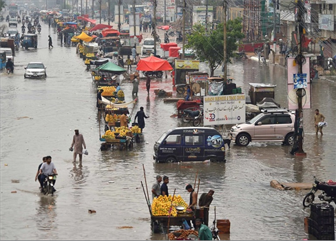 عاصفة مطرية تتسبب بوفاة 35 شخصاً في شرق أفغانستان