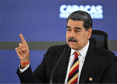 فنزويلا تُعلن تعبئة واسعة ومادورو يتوعد بالتصدي لـ