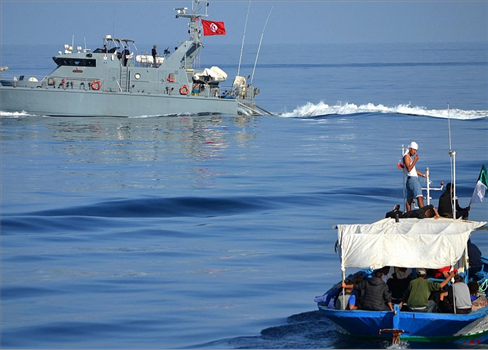 إنتشال 41 جثة لمهاجرين على السواحل الشرقية لتونــس