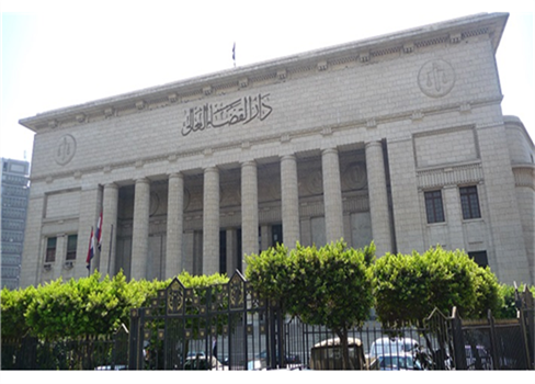 أمر بإعتقال دبلوماسي إيطالي سابق في مصر لتهريبه قطع أثرية