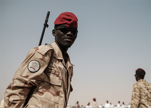 الجيش السوداني ينشر الآلاف من جنوده لإجراء مسح بري للخرطوم