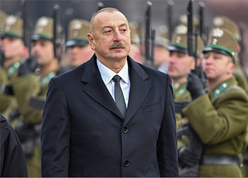 الرئيس الأذري يتهم فرنسا بتأجيج الحروب في القوقاز