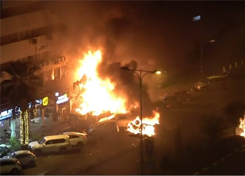 قصف متبادل بين حزب الله والجيش الصهيوني