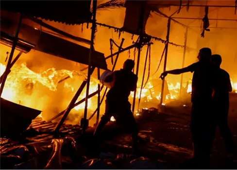 عشرات الشهداء في غزة نتيجة الهجمات الصهيونية