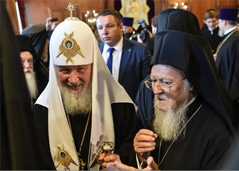 قانون اوكراني لحظر الكنيسة الأرثوذكسية المرتبطة بروسيا