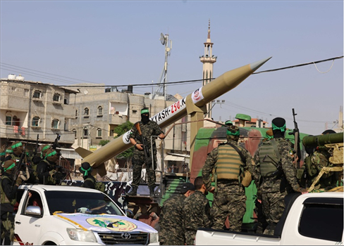 حماس تعيد تجميع صفوفها استعداداً لجولة جديدة من الحرب