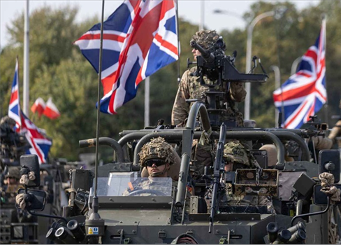 لندن تُقر لأول مرة بتدريب الجيش الصهيوني خلال الحرب على غزة