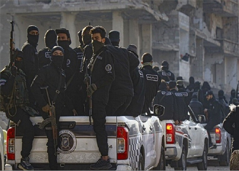 بعد أحداث دامية  .. فرض حظر تجوال عام في طرطوس وحمص