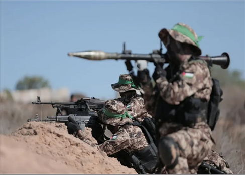 في عملية نوعية القسام تخترق السياج مع إسرائيل وتقتل وتصيب عددا من الجنود