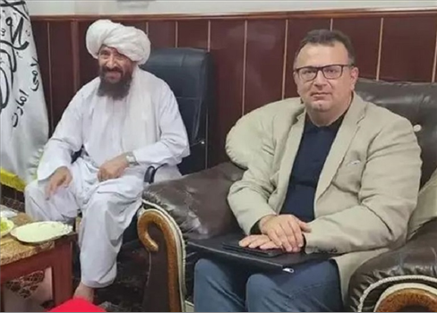 لتجاوزه الحدود .. أفغانستان تطرد دبلوماسيا إيرانيا من البلاد