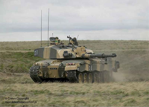 بريطانيا تصعد ضد روسيا وتعد بإرسال دبابات لأوكرانيا