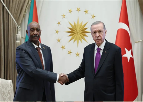البرهان  يلتقي أردوغان في خامس زيارة له خارج السودان