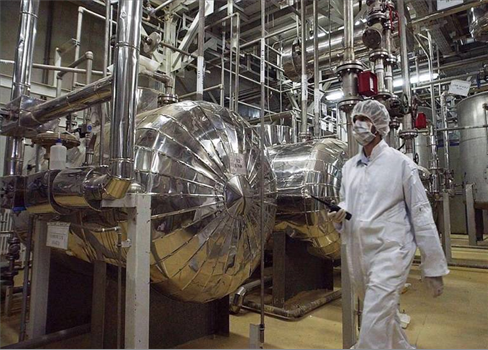 إعلام عبري: 54% يؤيدون استهداف المنشآت النووية الإيرانية