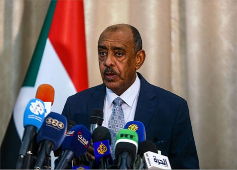 السودان يبلغ جيبوتي بتجميد التعامل مع «إيغاد»