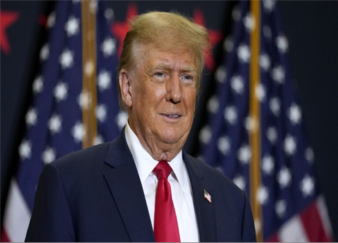 ترامب يتعهد بفرض رسوم جمركية على دول أوروبية لا تؤيد ضم غرينلاند للولايات المتحدة