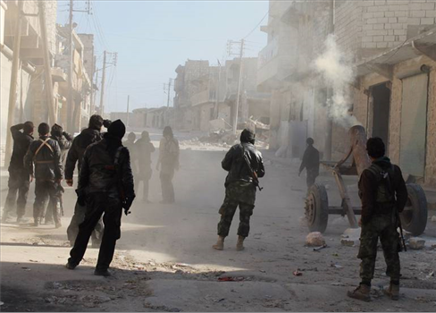 تجدد اشتباكات بين الحكومة السورية والمعارضة في منطقة منكوبة بالزلزال