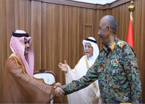 البرهان يستقبل وفدا سعوديا لبحث دعم مرحلة ما بعد الحرب في السودان