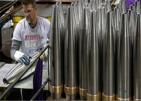 شحنة معدات عسكرية ضخمة تصل إسرائيل من واشنطن