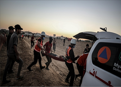 إسرائيل تقتل 1513 من الطواقم الإنسانية منذ بدء حرب الإبادة على غزة