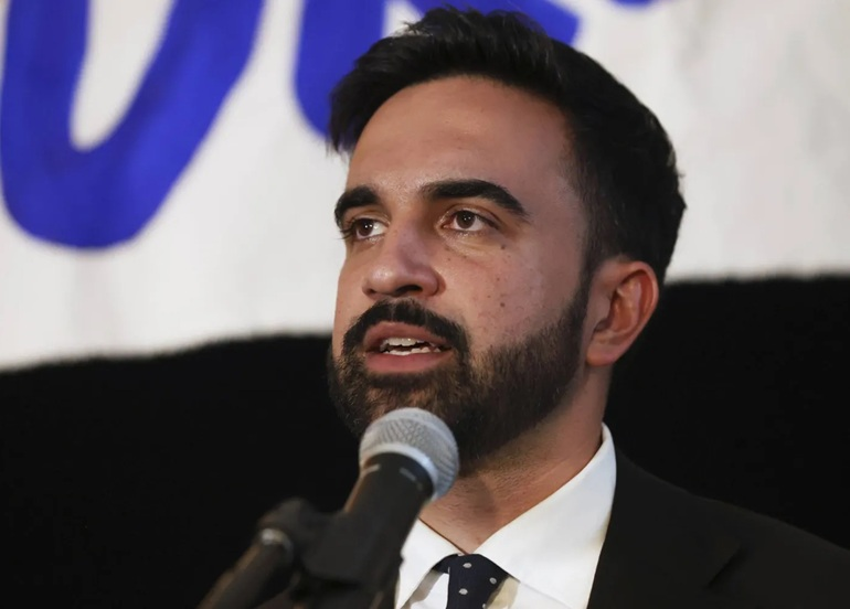 الديمقراطيون يحققون فوزًا ساحقًا في مختلف أنحاء الولايات المتحدة