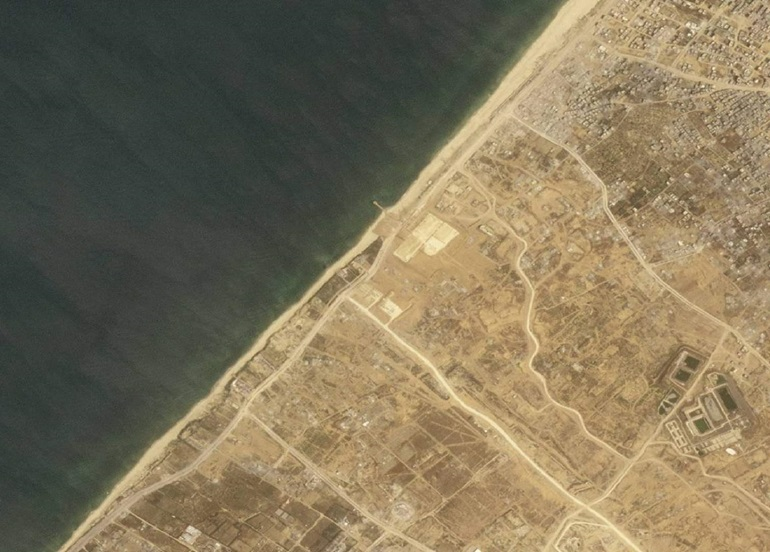 الجيش الأمريكي يبدأ تدشين رصيف مؤقت على شاطئ غزة